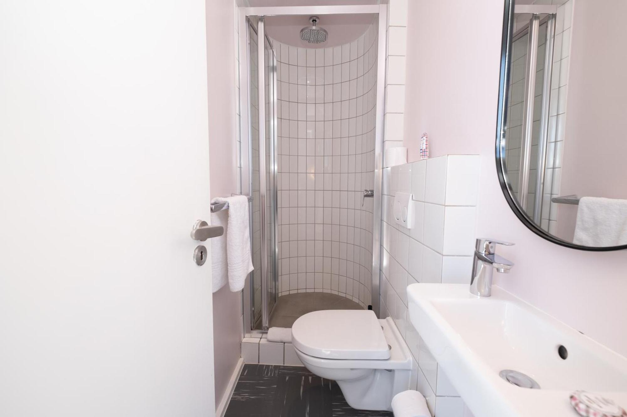 Flamingo 802 - Floor Ocean Facing Sea Point With Daily Housekeeping